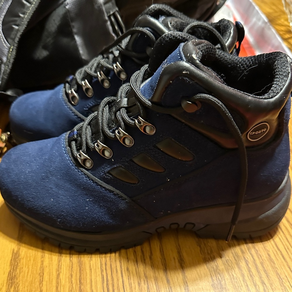 Sporto Women's Navy and Black Winter Boots